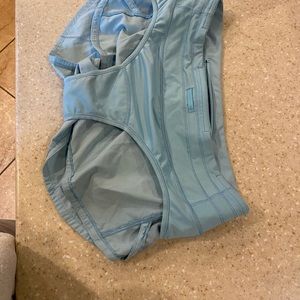 Lululemon speed up 4” shorts